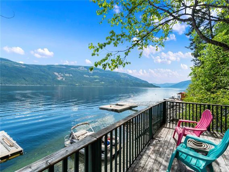 30 Lime Cliff Bluffs Beach, Sicamous, BC, V0E 2V0