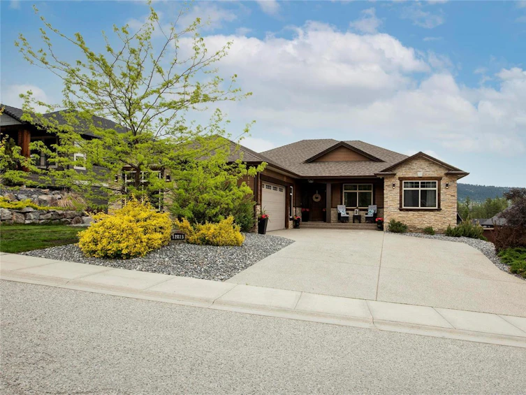 12815 Shoreline Drive, Lake Country, BC, V4V 2N8