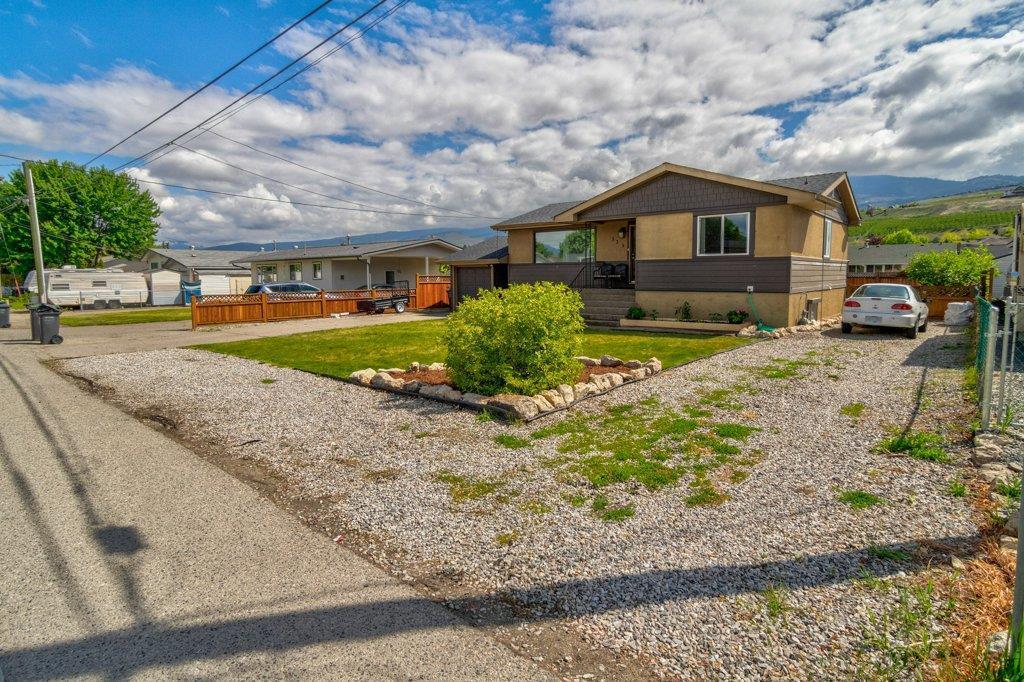 335 Mallach Road, Kelowna, BC, V1X 2W7