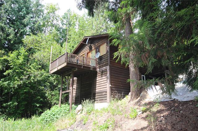 7608 Lonneke Trail, Anglemont, BC, V0E 1M8