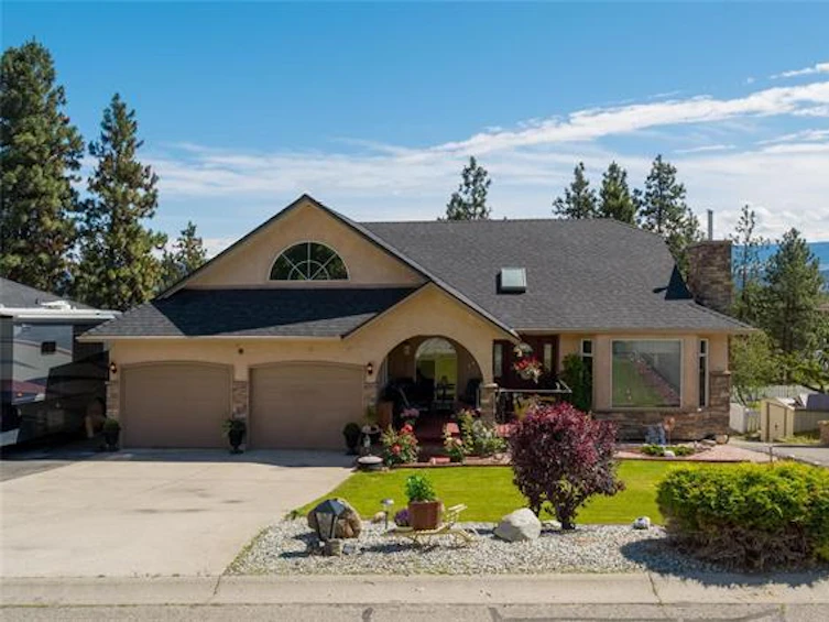 1917 Bayview Court, Westbank, BC, V1Z 3M3