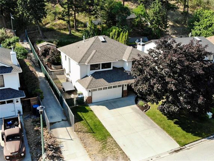 2183 Shannon Ridge Drive, West Kelowna, BC, V4T 2L1