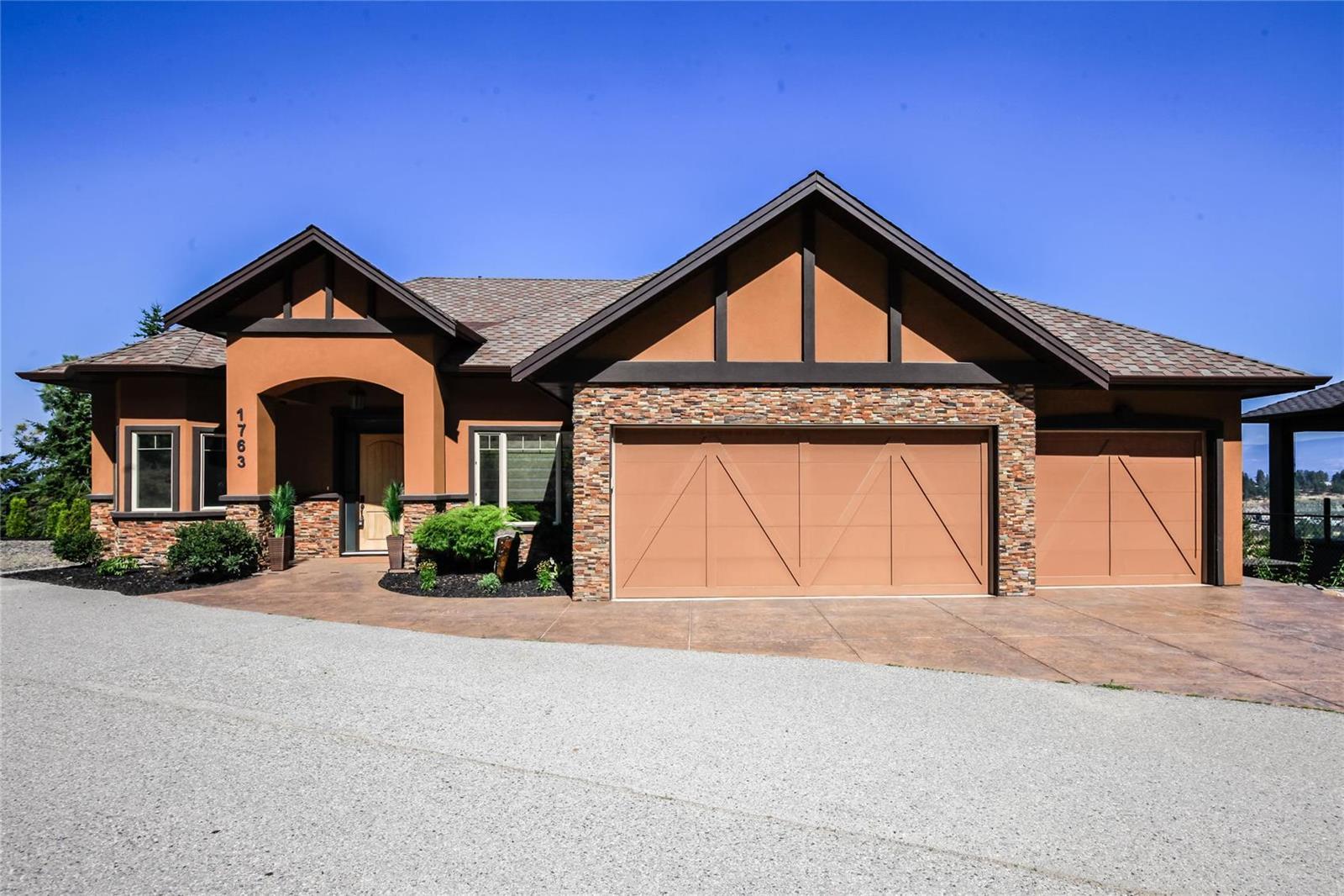 1763 Scott Crescent, West Kelowna, BC, V1Z 4B8