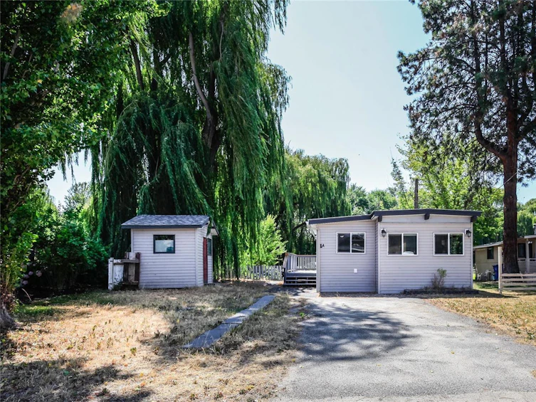 1A-1375 Green Bay Road, West Kelowna, BC, V4T 2B8
