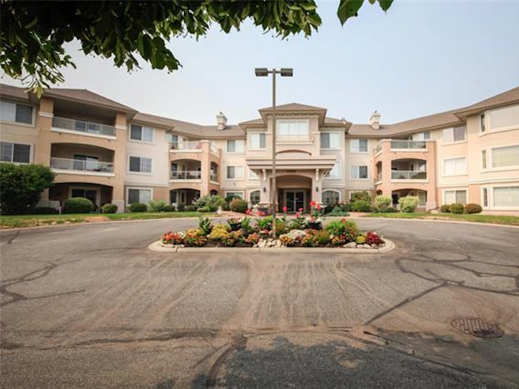 203-3890 Brown Road, West Kelowna, BC, V4T 2J5