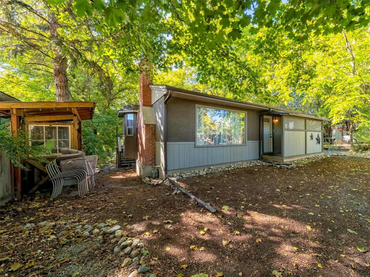 11400 Kalamalka Road, Coldstream, BC, V1B 1M1