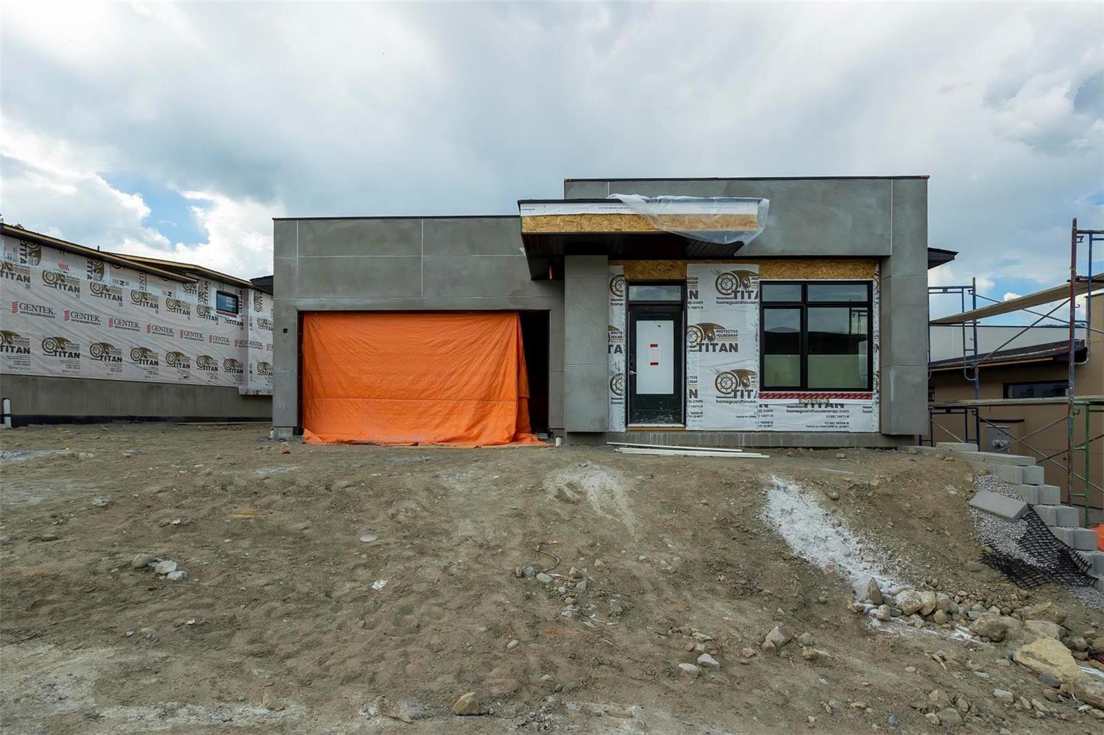 2990 Larsen Avenue, West Kelowna, BC, V4T 3M4