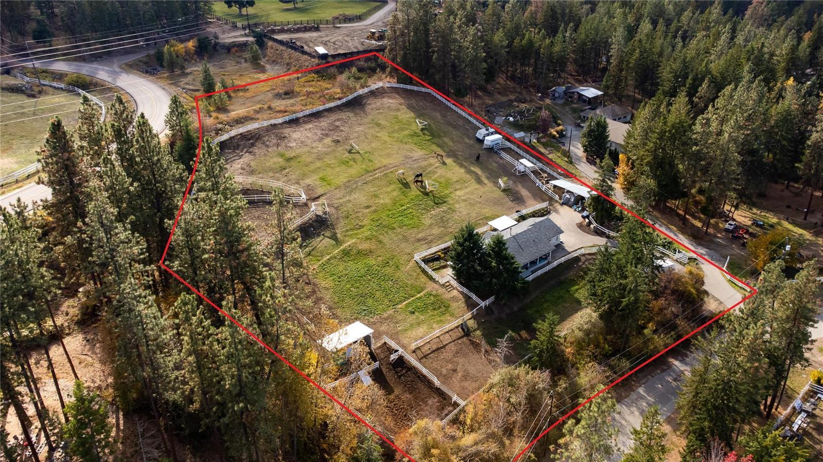 3665 Luxmoore Road, Kelowna, BC, V1W 4C7