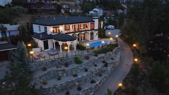 419 Viewcrest Road, Kelowna, BC, V1W 4J9