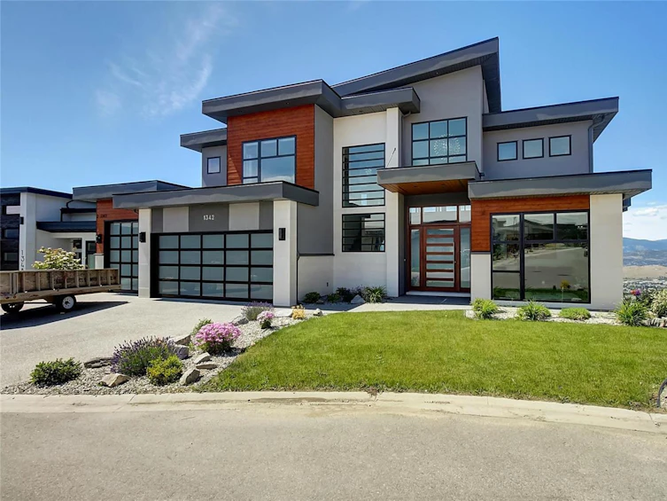 1342 Mine Hill Drive, Kelowna, BC, V1P 1S5