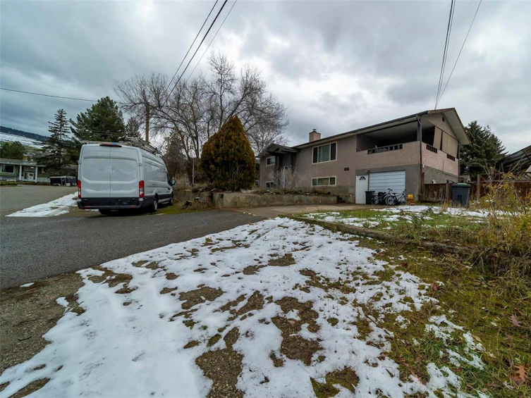 4981 Daryl Road, Kelowna, BC, V1Y 7R1