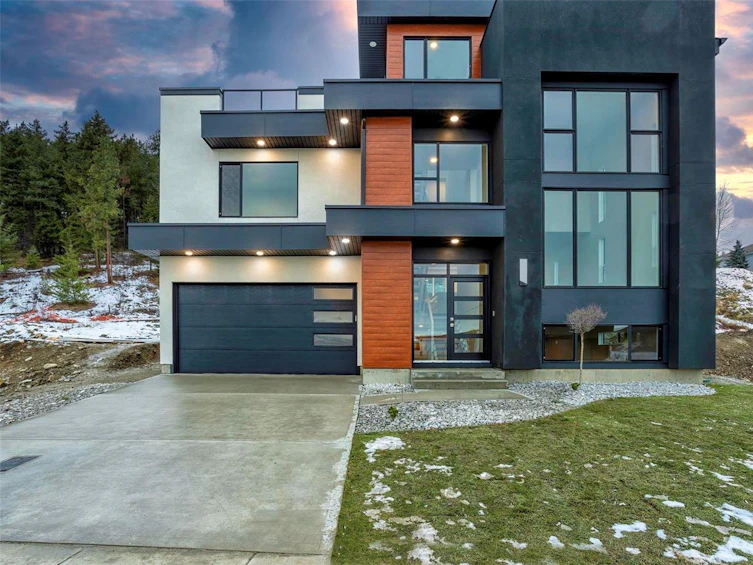3754 Davidson Court, West Kelowna, BC, V4T 0B1