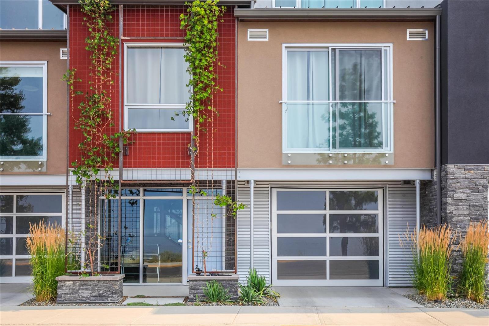 102-3398 Mckinley Beach Lane, Kelowna, BC, V1V 0C8