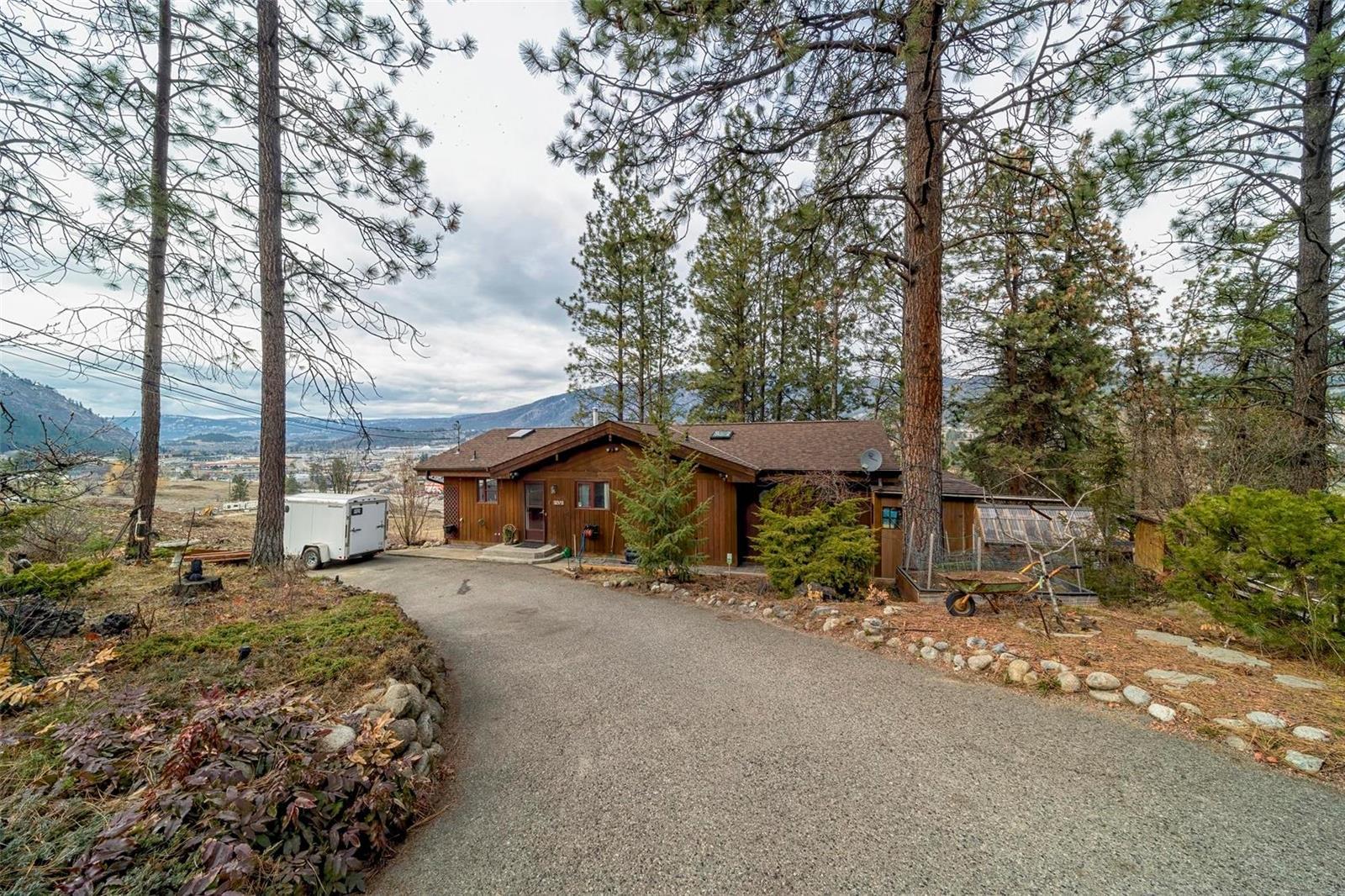 2450 Boucherie Road, West Kelowna, BC, V1Z 2E6
