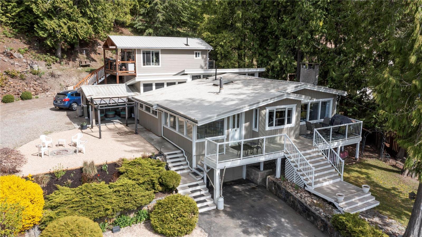 2072 Eagle Bay Road, Blind Bay, BC, V1E 4A8