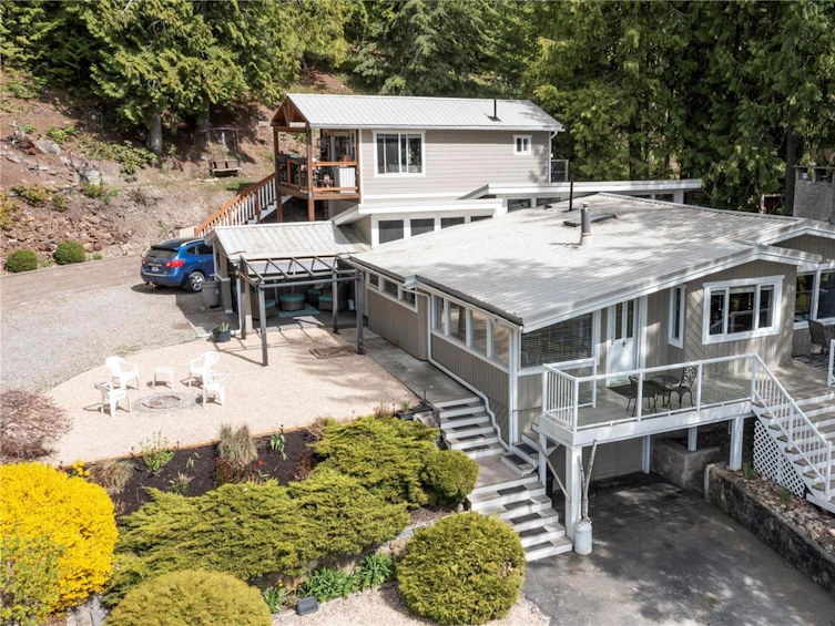 2072 Eagle Bay Road, Blind Bay, BC, V1E 4A8