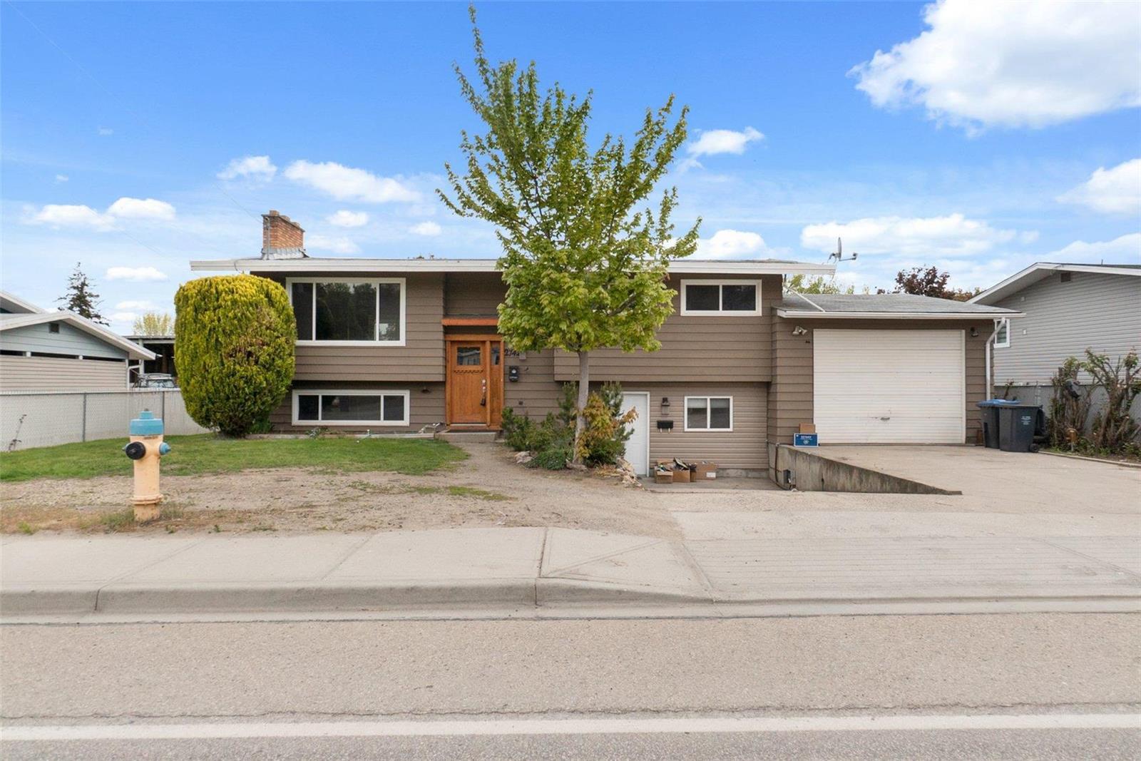 2742 Springfield Road, Kelowna, BC, V1X 4N1