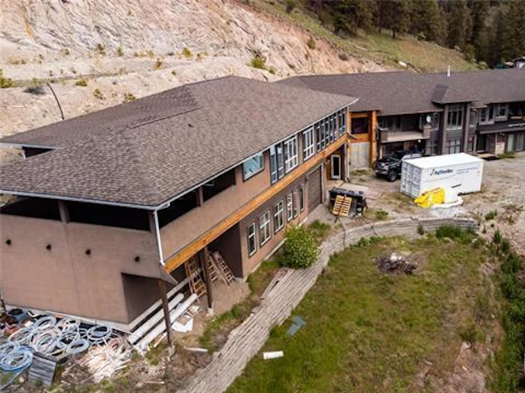 5621 Harrington Court, Peachland, BC, V0H 1X4