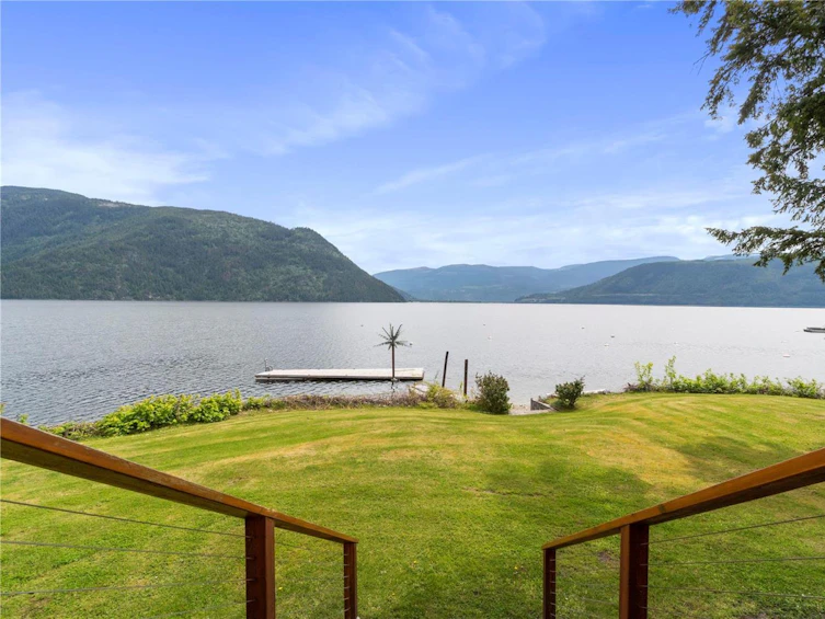 14-7429 Sunnybrae Canoe Pt Road, Eagle Bay, BC, V0E 2X1