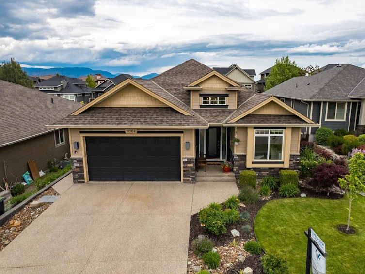 5004 Seon Crescent, Kelowna, BC, V1W 5G6