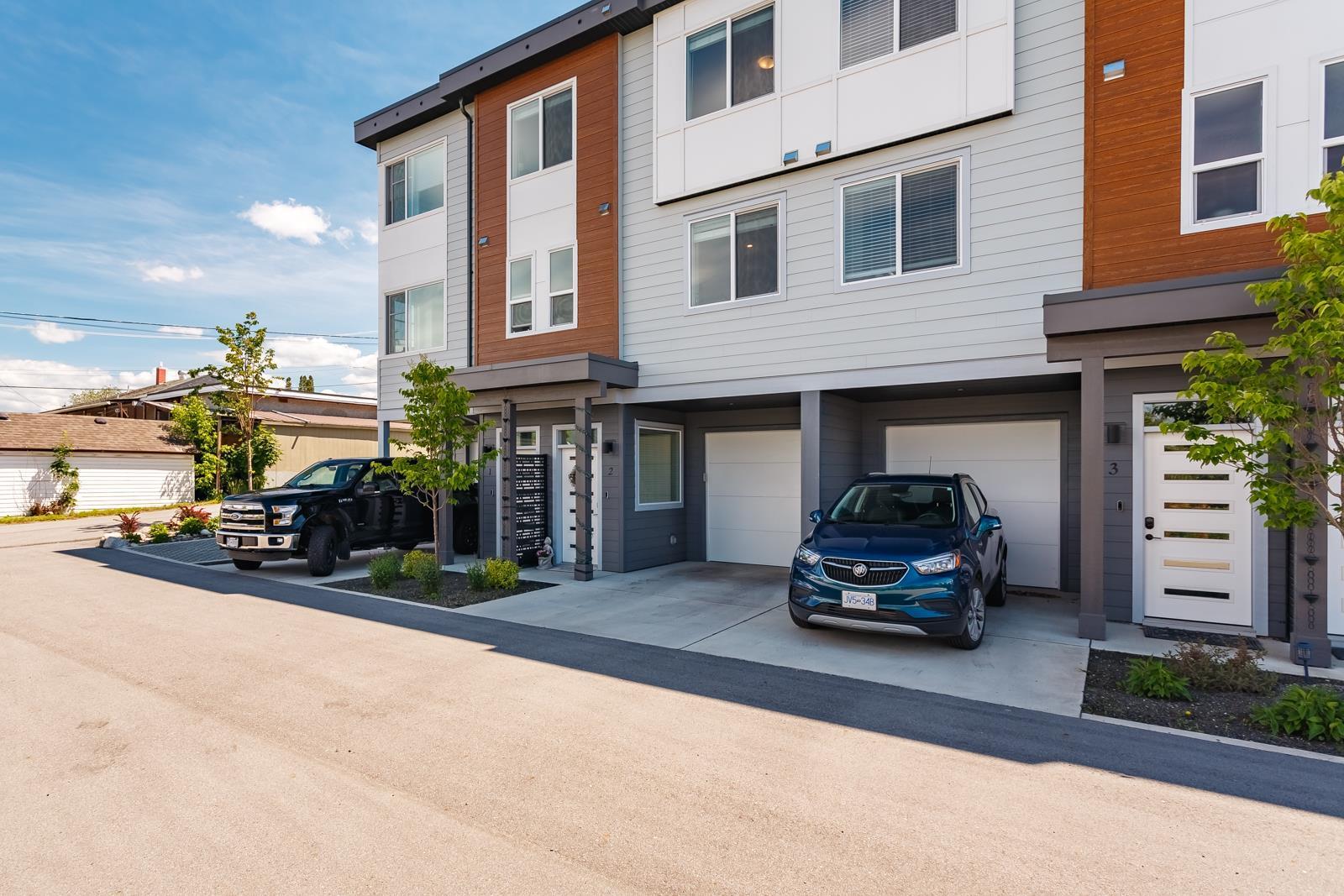 2-3405 16 Avenue, Vernon, BC, V1T 5Z1