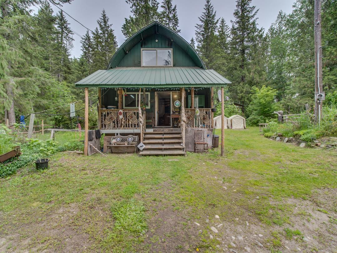 3305 Mabel Lake Road, Enderby, BC, House For Sale REW