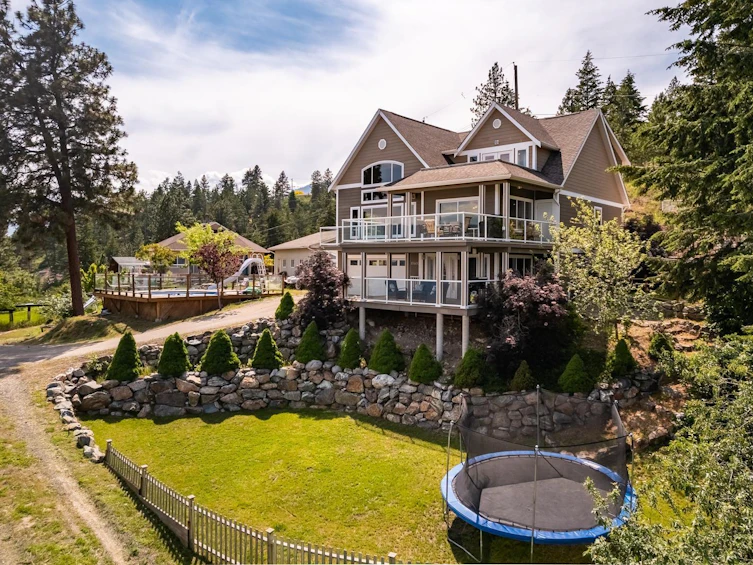 10400 Pinecrest Road, Vernon, BC, V1H 2B1