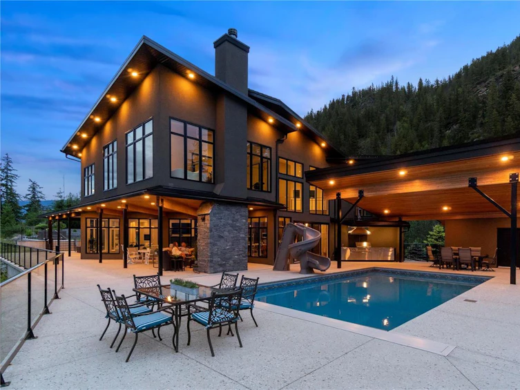 3655 Mcbride Road, Blind Bay, BC, V0E 1H1