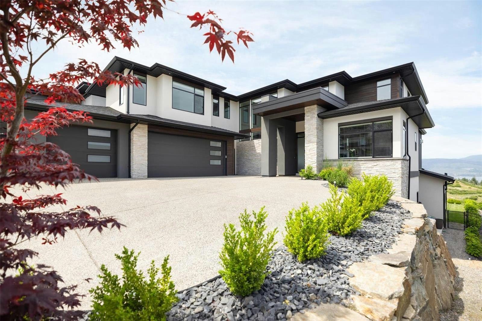 5717 Mountainside Drive, Kelowna, BC, V1W 4L6
