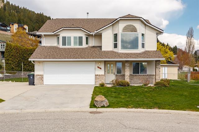 6027 Garraway Place, Peachland, BC, V0H 1X4