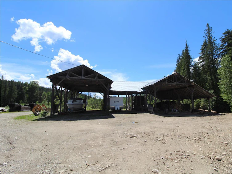 8225 Seymour Arm Main Road, Seymour Arm, BC, V0E 2V0