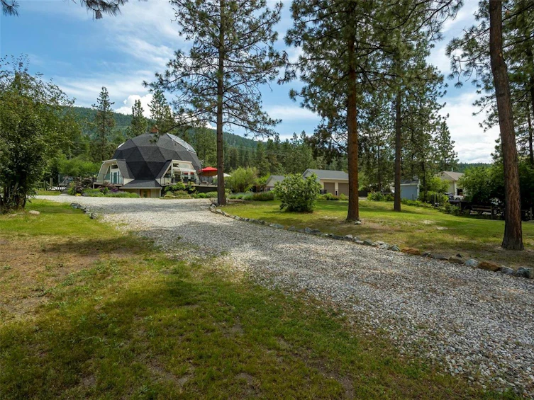 16709 Maki Road, Lake Country, BC, V4V 1C2