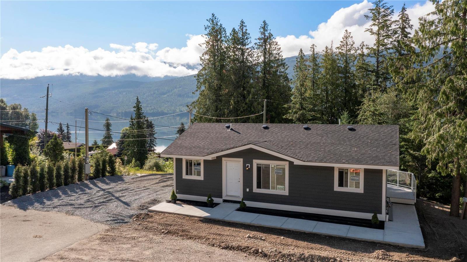 6-3639 Parri Road, Sorrento, BC, V0E 2W1