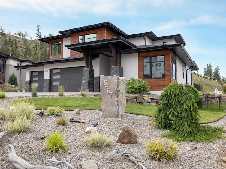 5667 Mountainside Court, Kelowna, BC, V1W 5L5