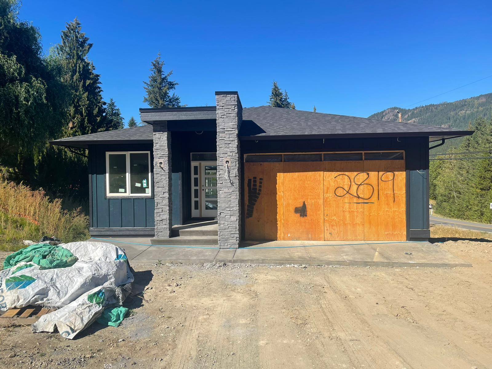 2819 Mountview Drive, Blind Bay, BC, V0E 1H1