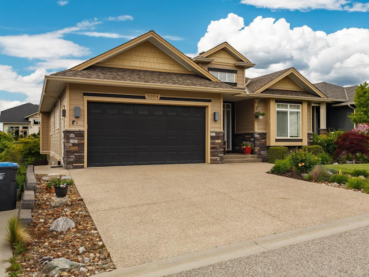 5004 Seon Crescent, Kelowna, BC, V1W 5G6