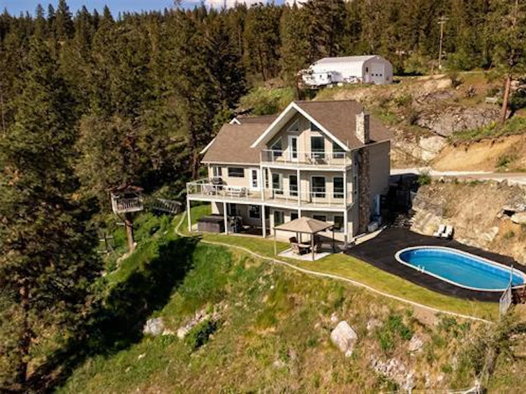 6130 Dead Pine Drive, Golden, BC, V1P 1A2