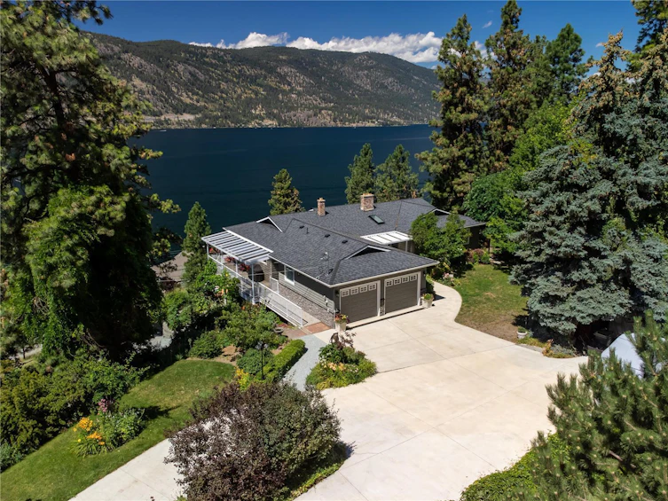 2184 Bennett Road, Kelowna, BC, V1V 2C2