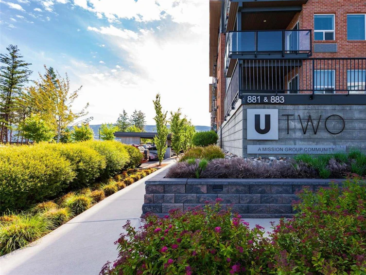 PH15-883 Academy Way, Kelowna, BC, V1V 0A2