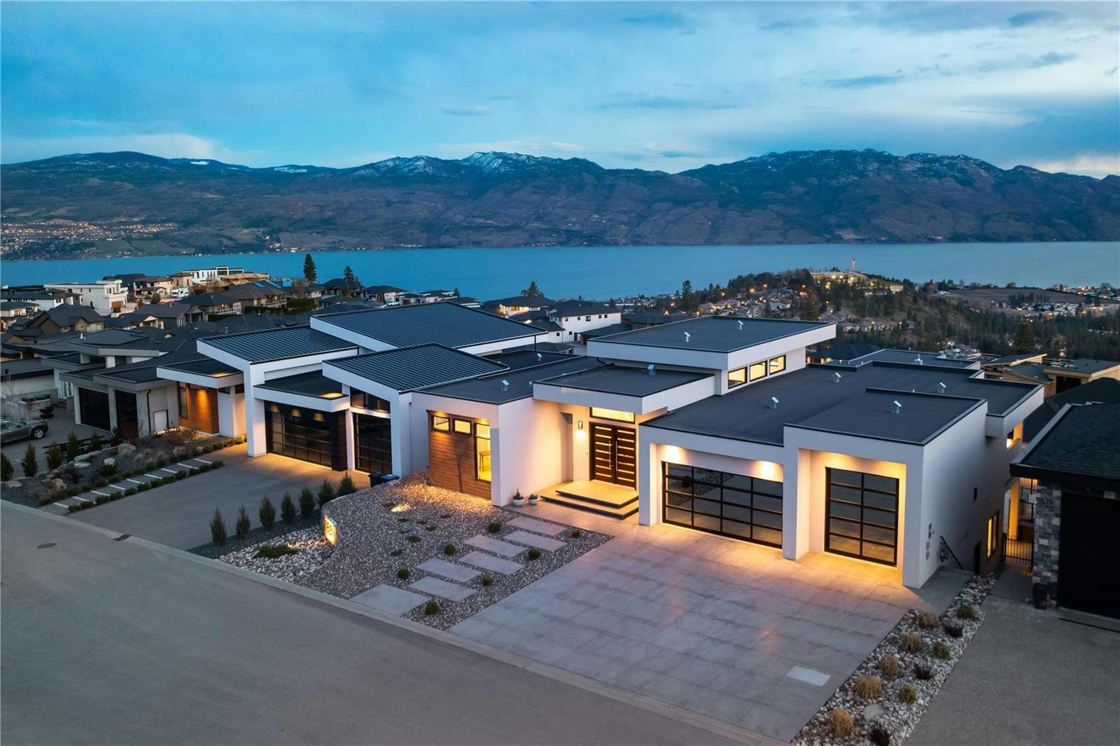 1661 Pinot Noir Drive, West Kelowna, BC, V4T 3B5