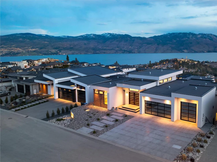 1661 Pinot Noir Drive, West Kelowna, BC, V4T 3B5