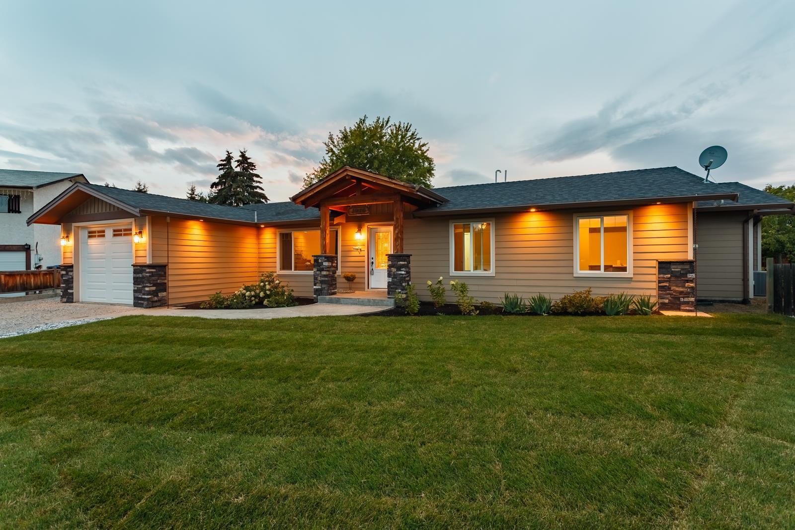 1910 Gallagher Court, Kelowna, BC, V1P 1G7
