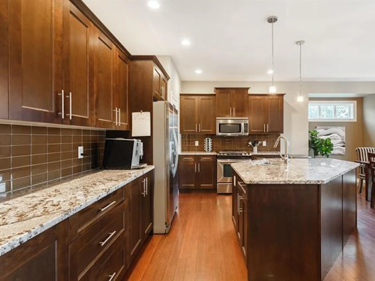 5004 Seon Crescent, Kelowna, BC, V1W 5G6