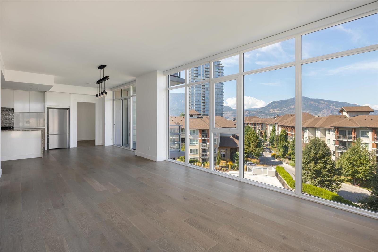 404-1151 Sunset Drive, Kelowna, BC, V1Y 0G2