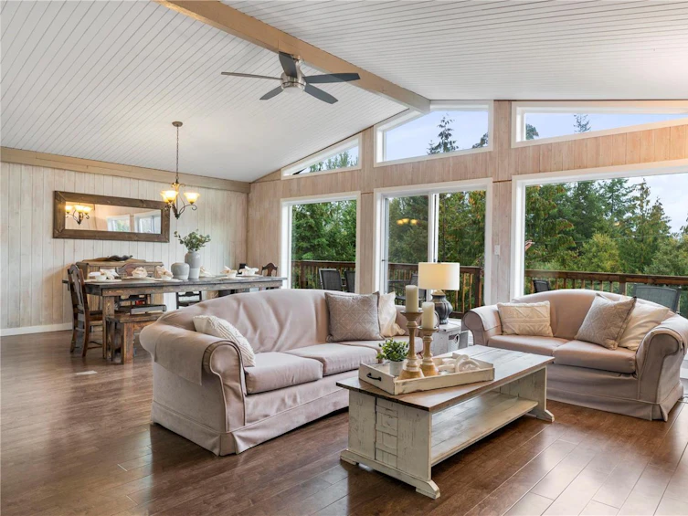 2418 Waverly Drive, Blind Bay, BC, V0E 1H2