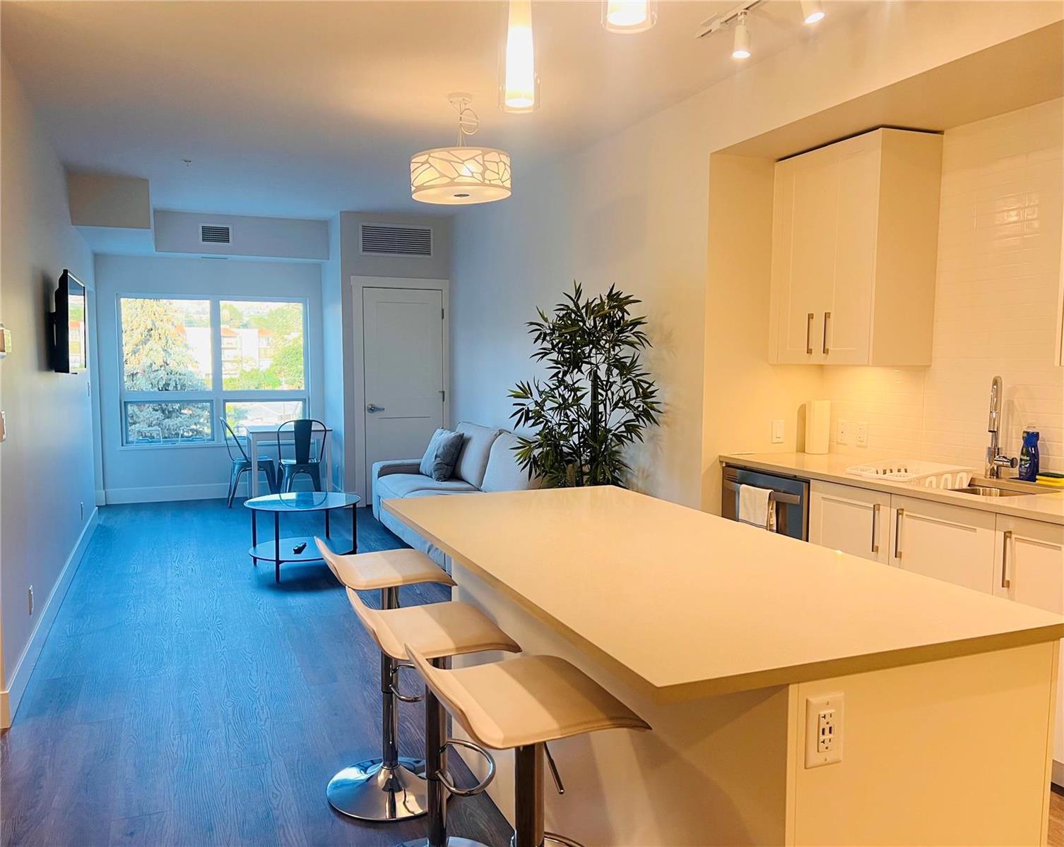 504-191 South Hollywood Road, Kelowna, BC, V1V 2X9