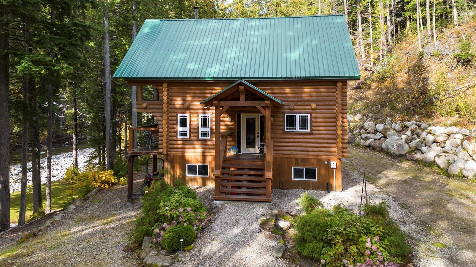 5505 Avoca Road, Malakwa, BC, V0E 2J0