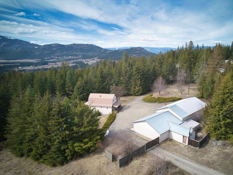 3392 Roberge Place, Tappen, BC, V0E 2X2