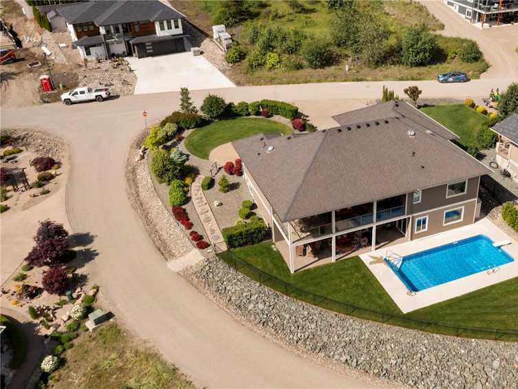 2582 St Andrews Street, Blind Bay, BC, V0E 1H2