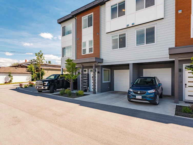 2-3405 16 Avenue, Vernon, BC, V1T 1A7